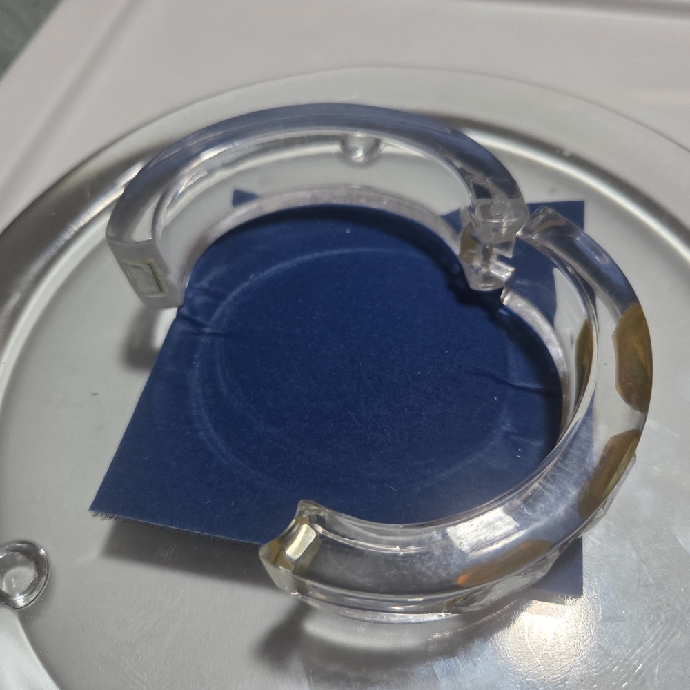 Avon Clear (Ice) Faceted Faux Stone Bangle Bracelet - Picture 3 of 7